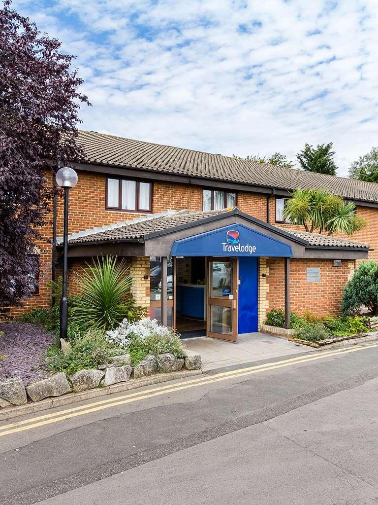 Travelodge London Wimbledon Morden Morden  Exterior photo